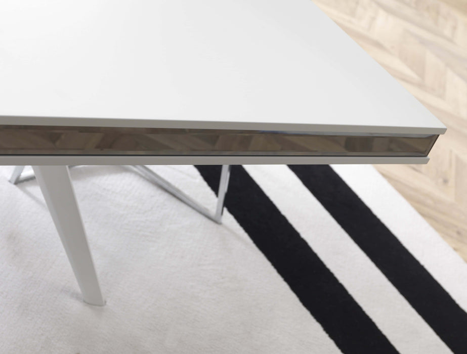 Stella extendable white and silver dining table